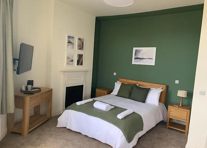 Hotel The Fox & Hounds London